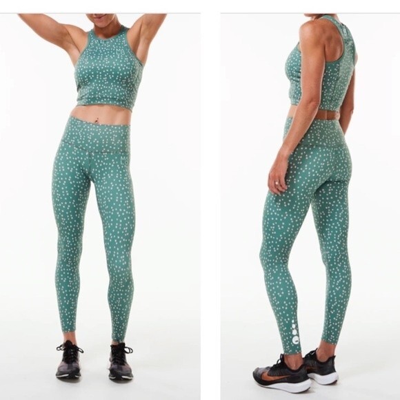 MALO REPUBLIC Hi Rise Luxe Leggings in Sage Bloom M - Picture 1 of 10